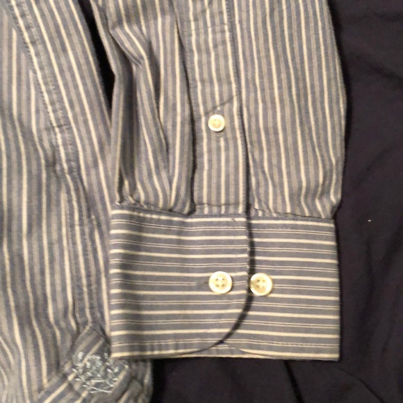 Izod button down - Picture 4 of 6